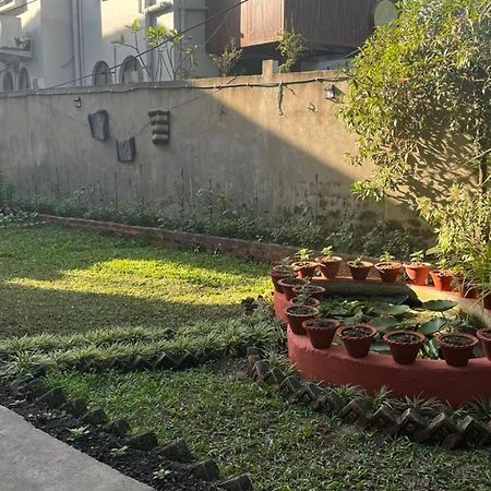 Gruham Sojourn Homestay กูวาฮาติ ภายนอก รูปภาพ